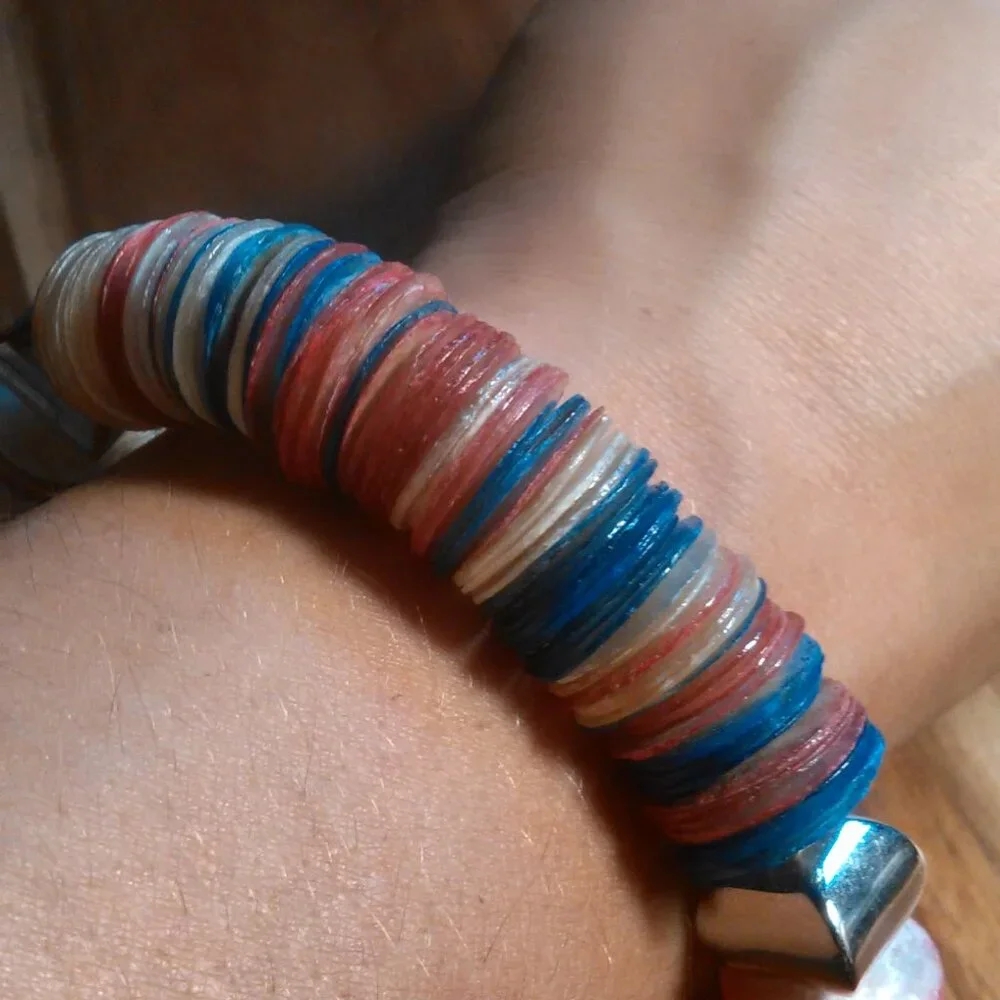 Multi Color Shell And Silvertone Beaded Stretch Bracelet